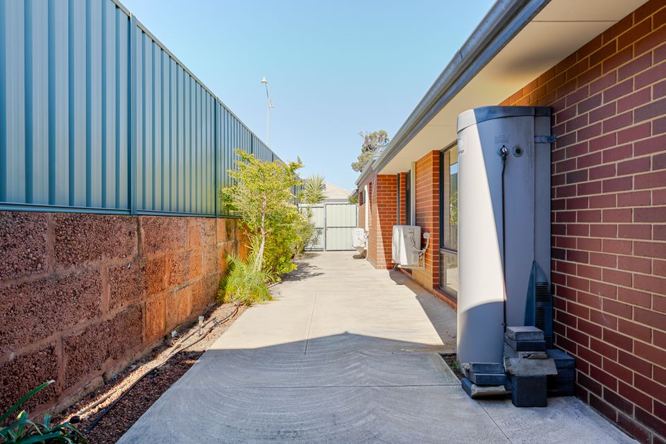 23 BLAXLAND TERRACE, Baldivis