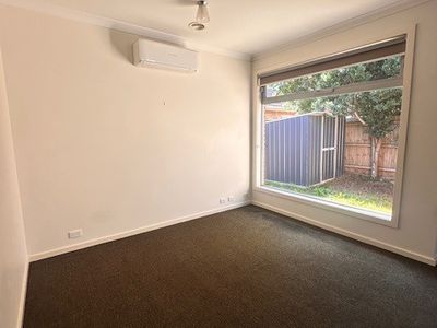 2 / 62 Tarneit Road, Werribee