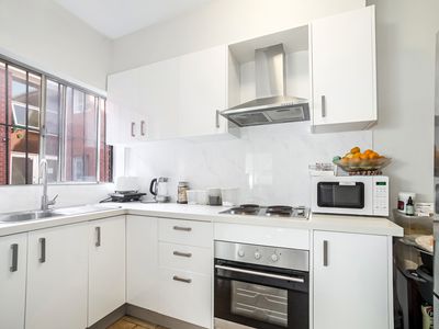 11 / 37-39 Loch, Campsie