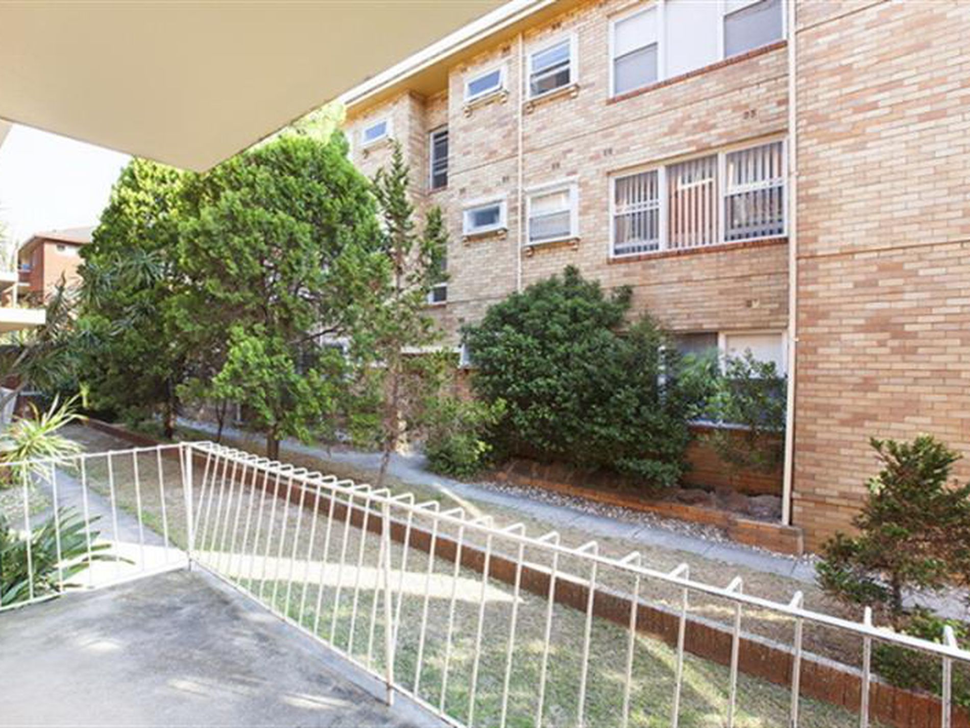 44 Queens Road, Brighton-le-sands