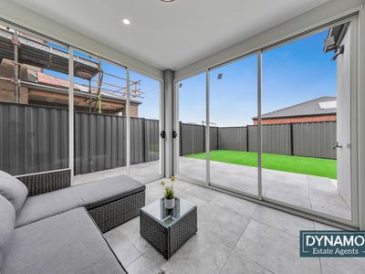 8 Queensborough Road, Kalkallo
