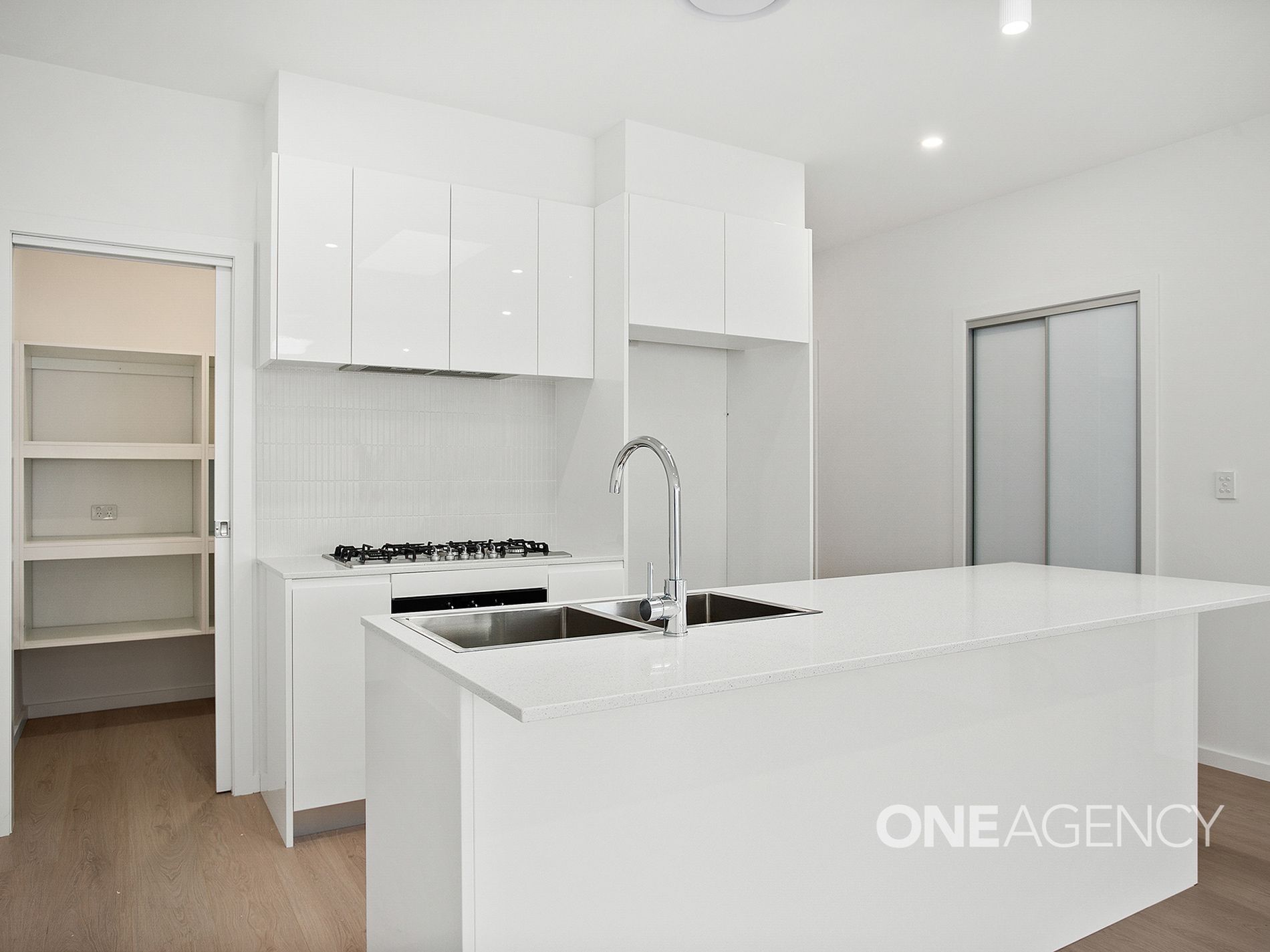 10 Greyleigh Street, Horsley