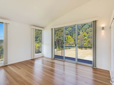 16 Treetops Street, Narooma