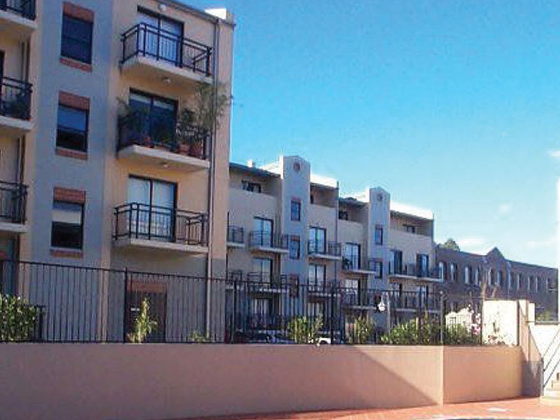 1E / 52A Nelson Street, Annandale