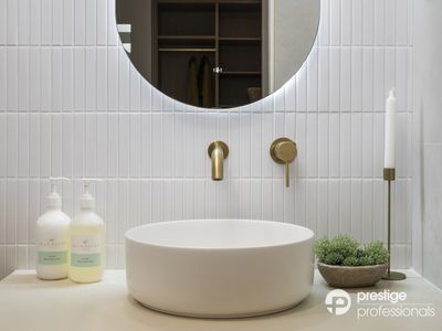 27A Metcalfe Avenue, Moorebank