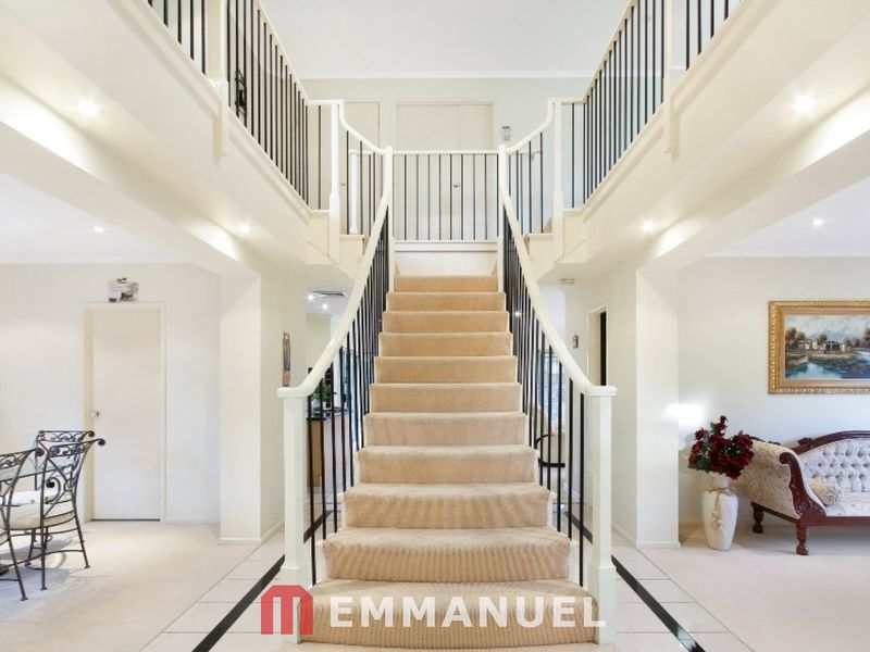 15 Charlie Yankos Street, Glenwood