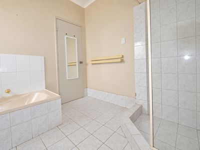 8 Paroo Close, South Hedland