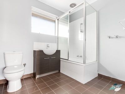 8 / 3-5 Hargreaves Crescent, Braybrook
