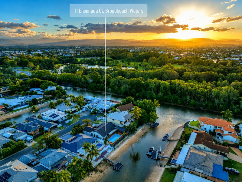 11 Ensenada Ct, Broadbeach Waters