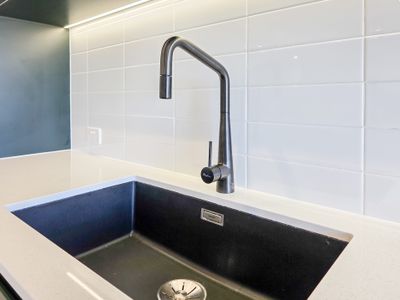 2 / 508 Beach Road, Denhams Beach