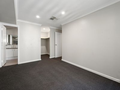 32B Banyard Avenue, Kelmscott