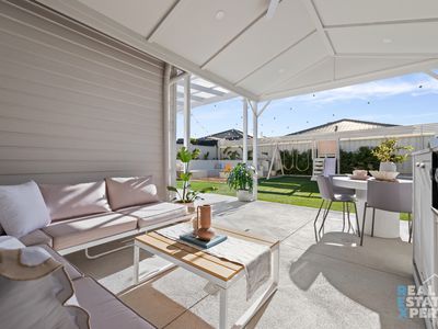 8 Alicante Street, Clyde