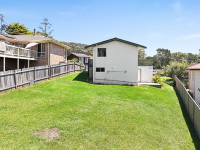 16 Thomson Parade, Dalmeny