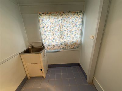 15 Farrand Street , Forbes