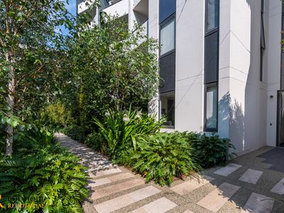 7511 / 2 Cullen Close, Forest Lodge