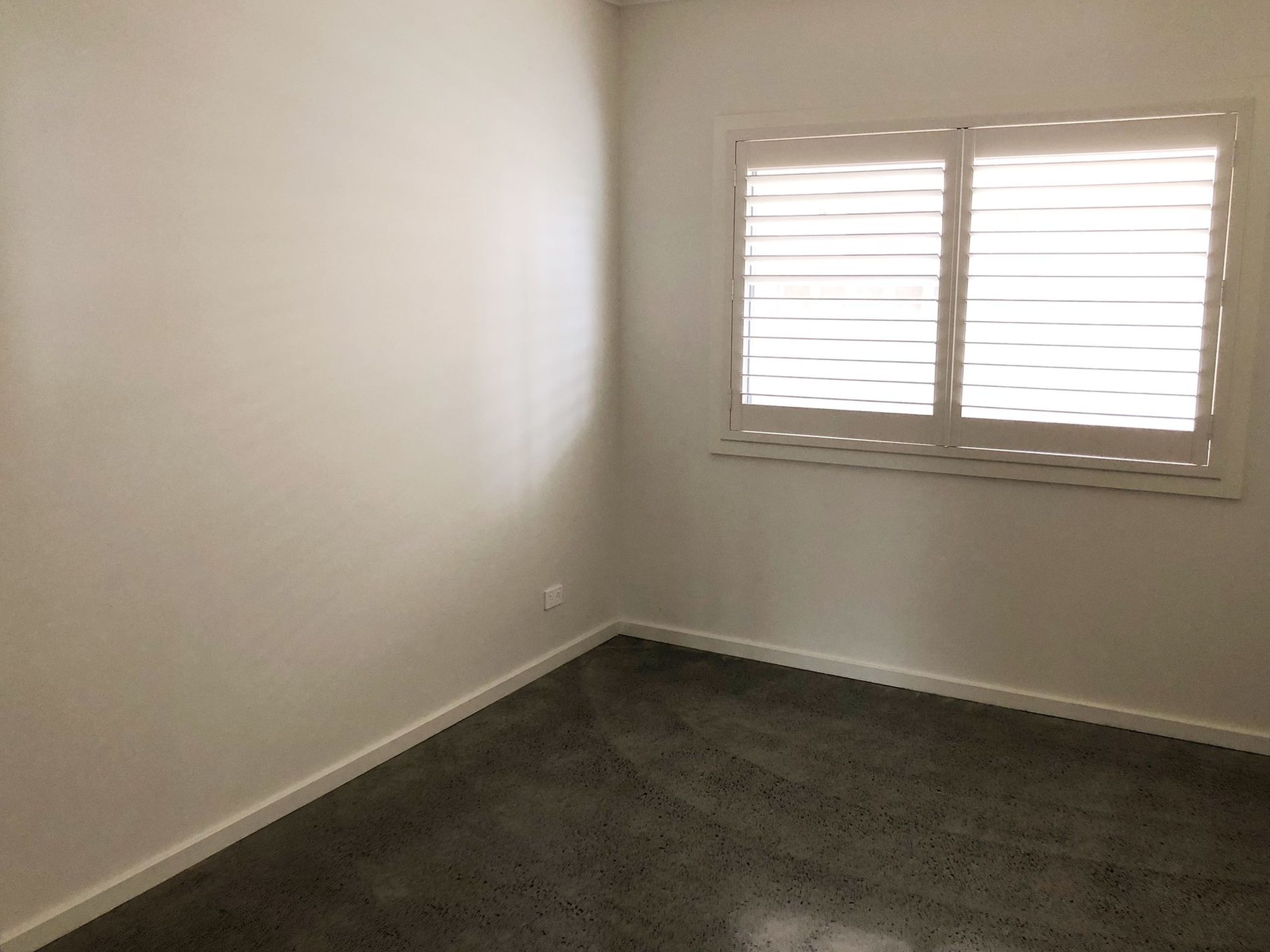 1 / 33 Caravel Crescent, Shell Cove