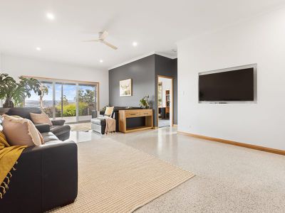 7 Atratus Rise, Swan Bay