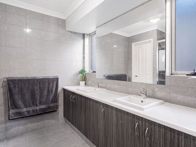190 CLYDE AVENUE, Baldivis