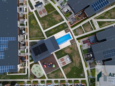 79 / 1 Rowland Rees Crescent, Greenway