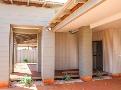 9 Bloodwood Crescent, Derby