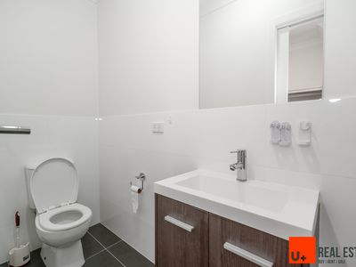27 / 40 Henry Kendall Street, Franklin