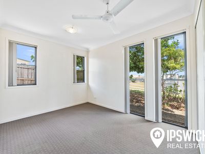 2 / 20 Harrier Place, Lowood
