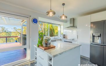 18 Brennan Avenue, Beaconsfield Upper