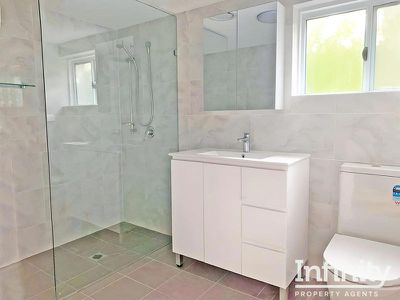 77 Shirley Road, Roseville