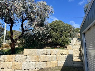 9 Ocean Grove, Carlton