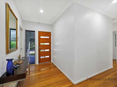 10 PAPERBARK COURT, Woodgate