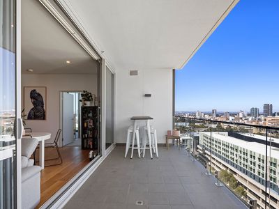 1904 / 105 Stirling Street, Perth