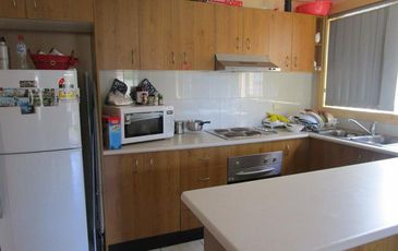 Rear / 64-66 Sutherland St, Mascot