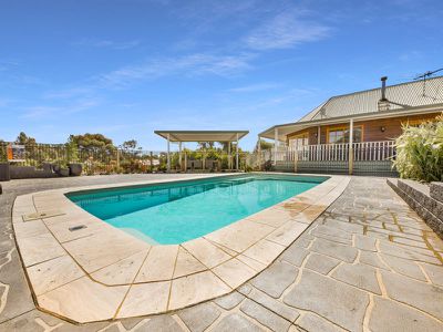 18 Sheridan Ct, Rutherglen