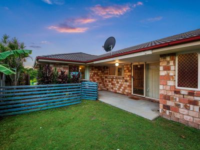 13 Pine Grove Drive, Crestmead