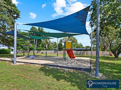 17-19 Tamarind Street, Holloways Beach
