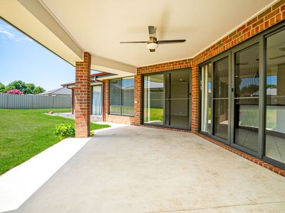 116 CAMBRIDGE DRIVE , Thurgoona