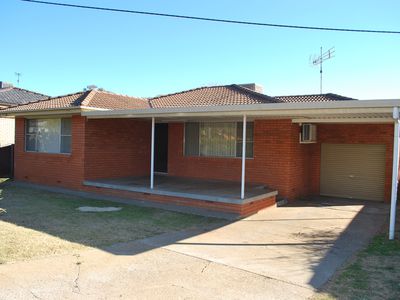 105  Dalton Street, Dubbo