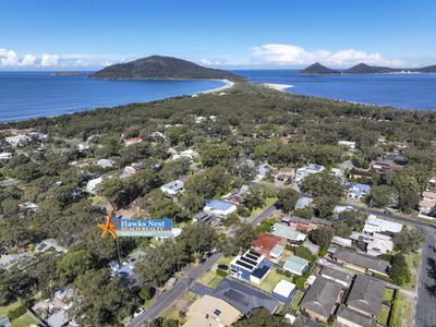 10 Cooloon Street, Hawks Nest