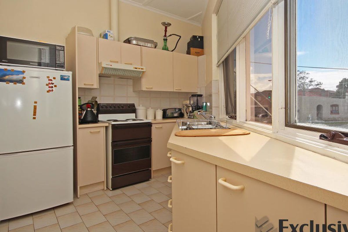 1 / 296 Lyons Road, Five Dock