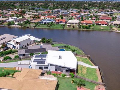 2 / 28 Earl St Vincent Circuit, Eli Waters