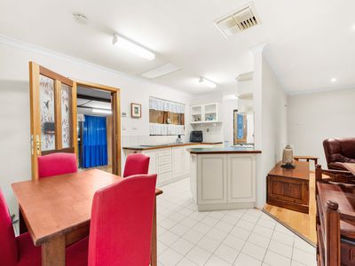 14 Neilson Avenue, Armadale