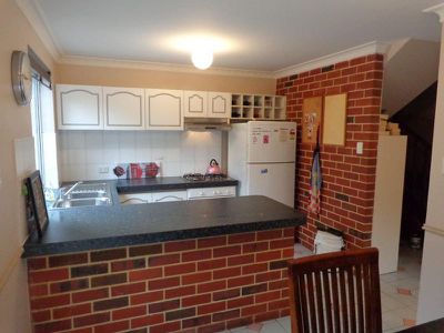 10 / 39 King George St, Victoria Park