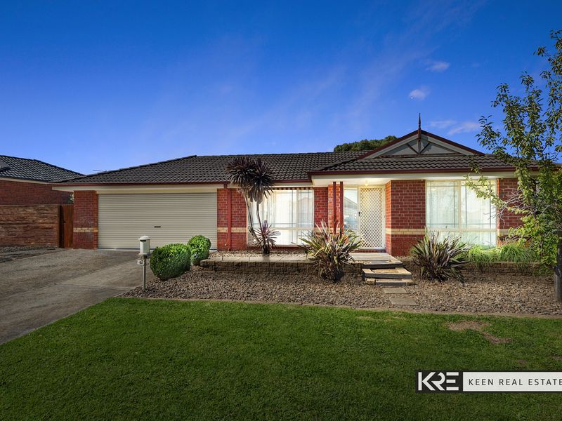 42 Kingston Avenue, Narre Warren South