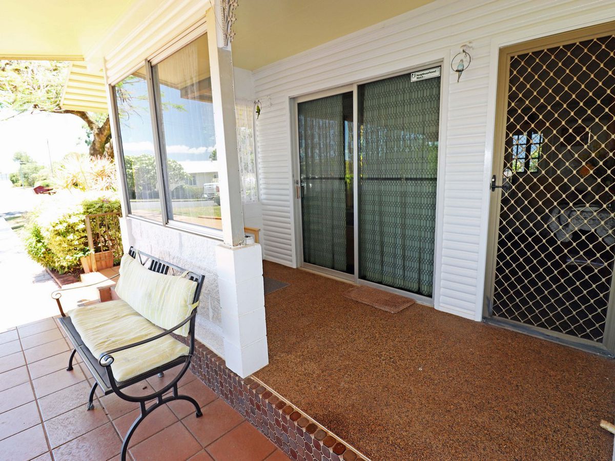 19 Fifth Avenue, Atherton
