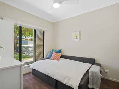 4 Aaron Street, Coomera