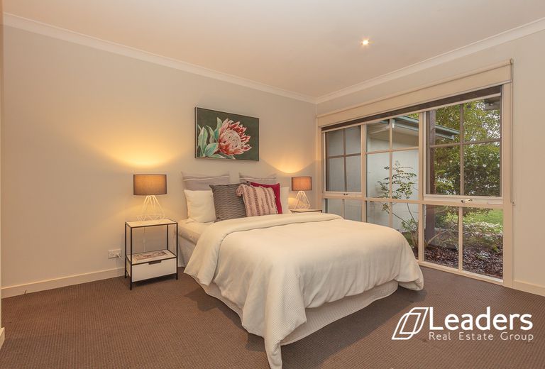 23 THAXTED PARADE, Wantirna