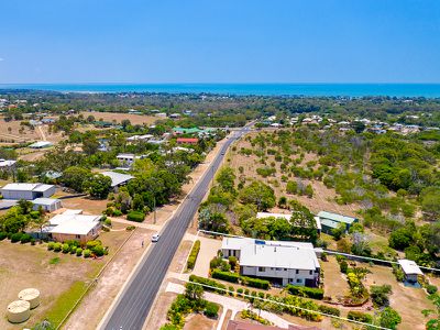 38 KARRASCHS ROAD, Dundowran