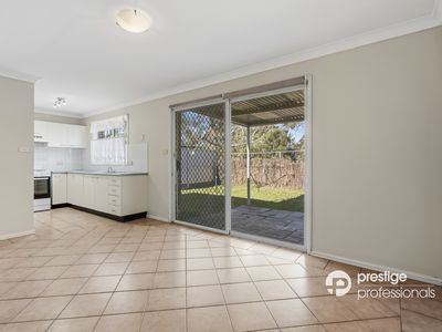 4 Sandover Court, Wattle Grove