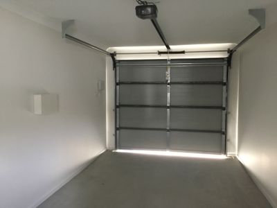 1 / 14 Azure Way, Coomera