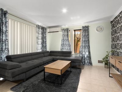 13 / 11 Hazlett Way, Canning Vale